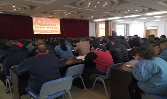堅(jiān)定信念 對(duì)黨忠誠(chéng)，融會(huì)貫通 學(xué)以致用
